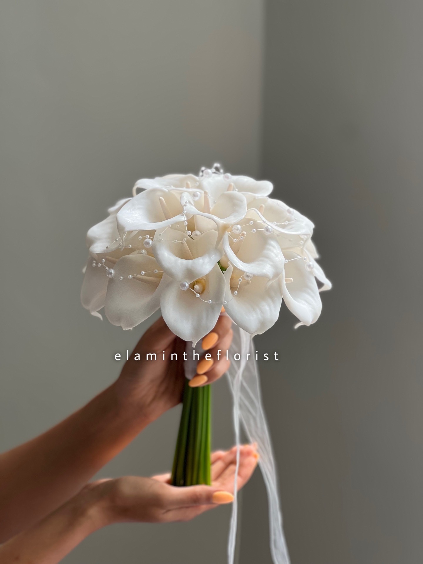  طراحی دسته گل با شیپوری مصنوعی 