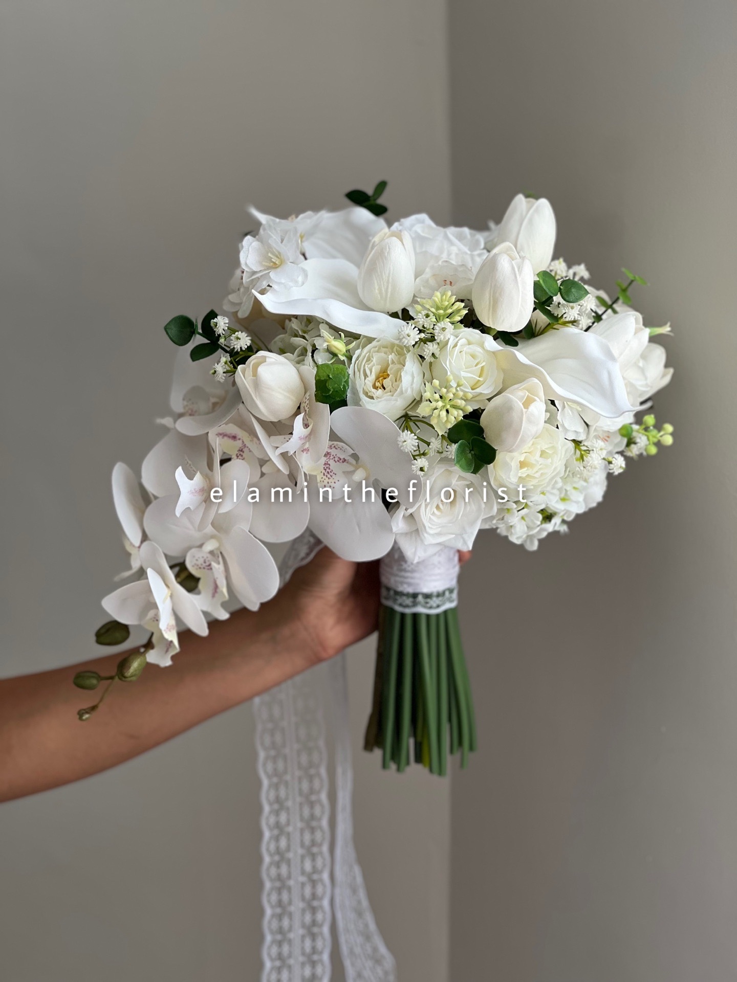  گل عروس آبشاری 