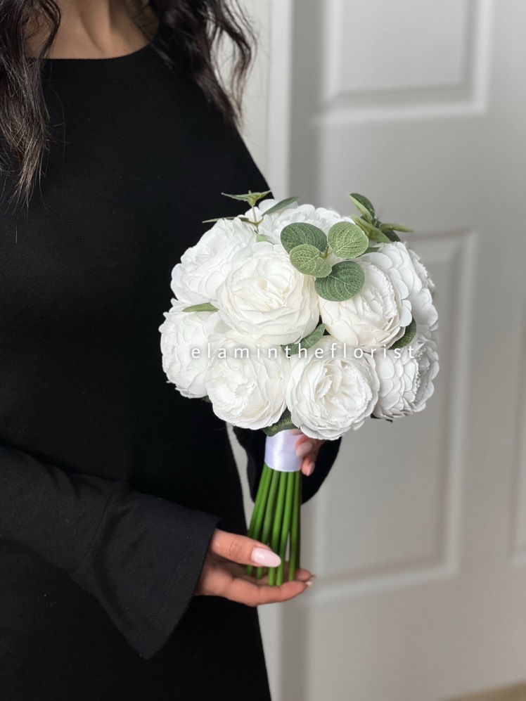دسته گل پیونی اکالیپتوس