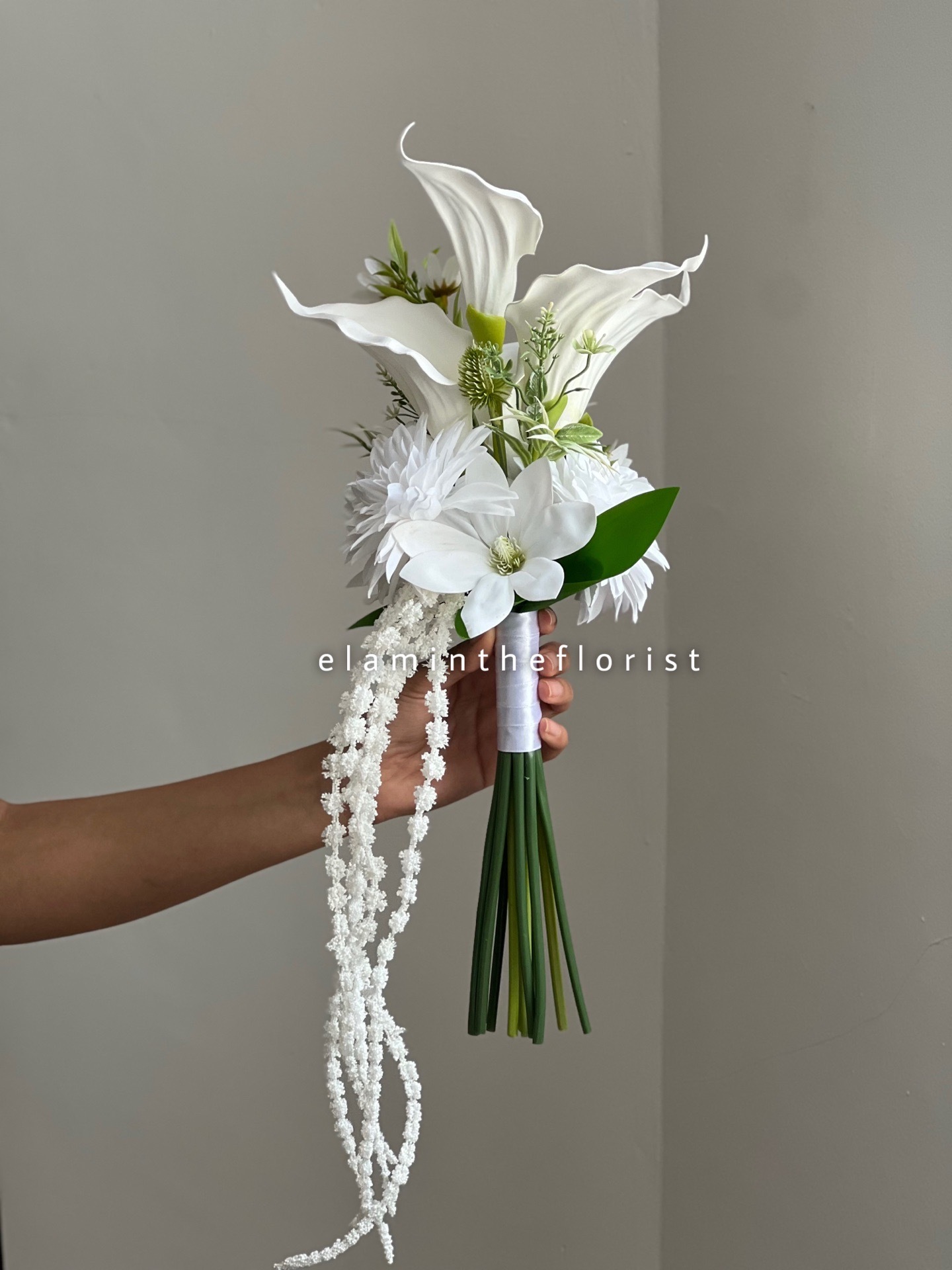  دسته گل مدرن سفید 